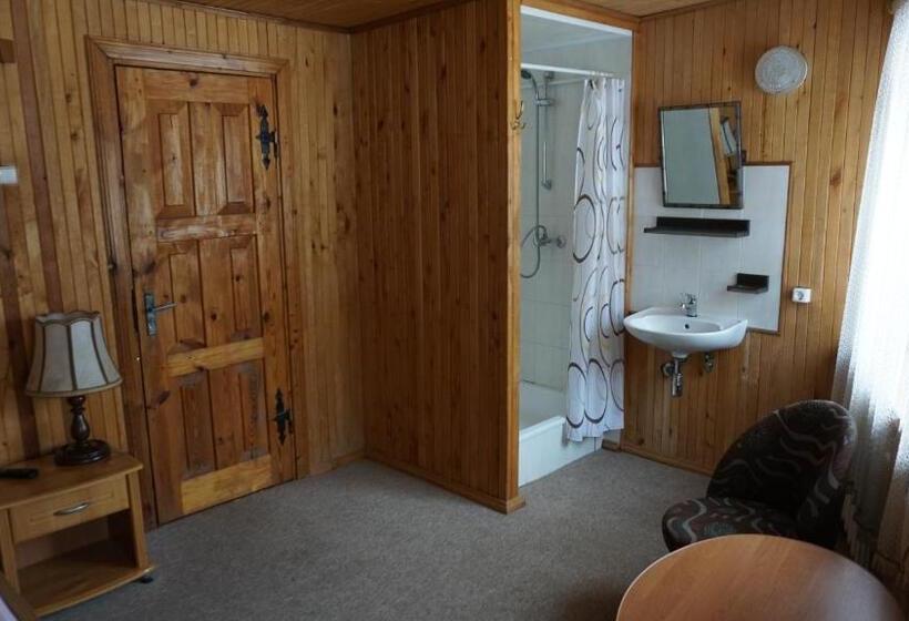 پانسیون Salako Svečių Namai