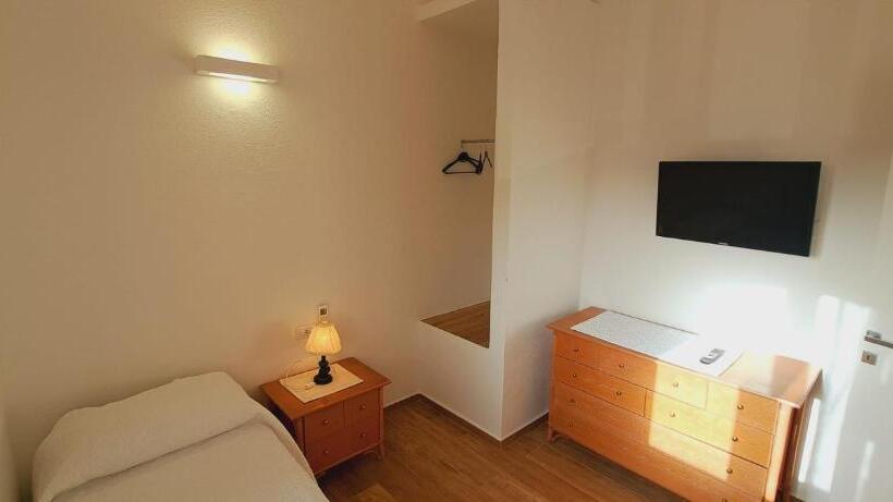 پانسیون San Teodoro Rooms