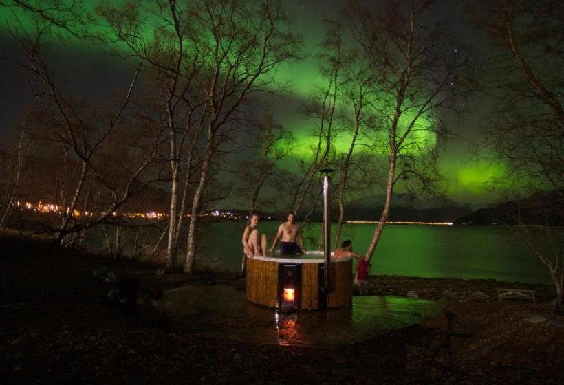 פנסיון Solhov, Castle Of The Lyngen Alps