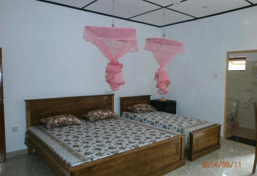 펜션 Tamaro Beach Resort