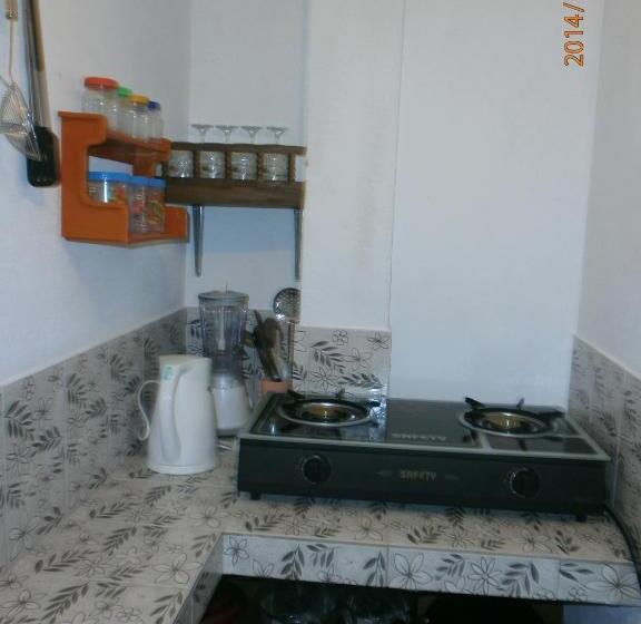 펜션 Tamaro Beach Resort