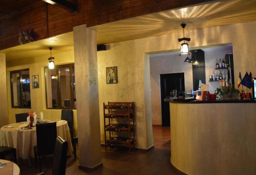 膳宿费 Vila Romana