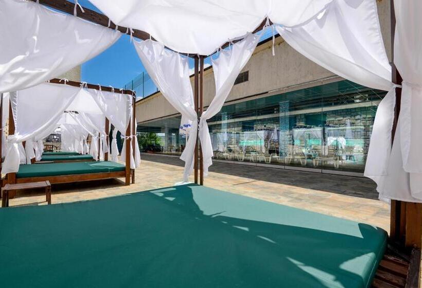 Spa Hotel Select   Halfboard