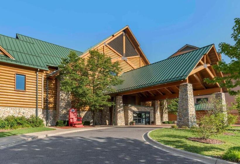 Three Bears Resort, Ascend Hotel Collection