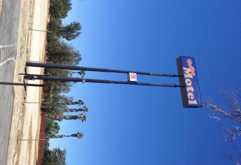 Valley Motel