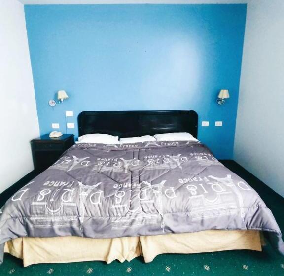 Venecia Hotel Carrion