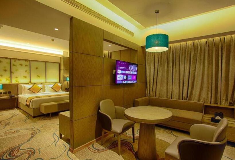 Airport Hotel De Rosewood