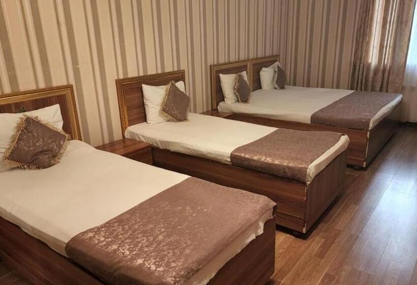 هاستل Ariva Center Econom