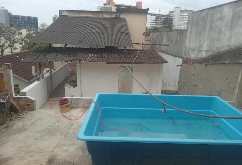 Szálló Cama 02 Num Quarto Compartilhado