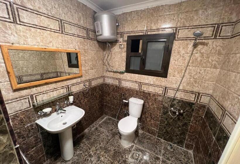 هاستل Near The Pyramids Inn