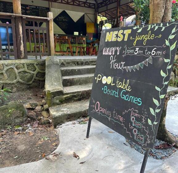 הוסטל Nest Jungle