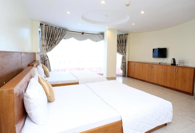 Amis Hotel Trung Tâm Gần Biển