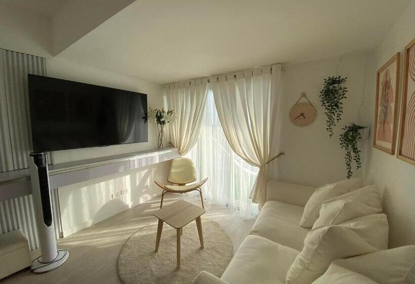 Azure North   Executive Suite