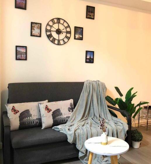 Happy Staycation In Azure Urban Resort Spacious Family Room Near Sm Bicutan And Manila Airport