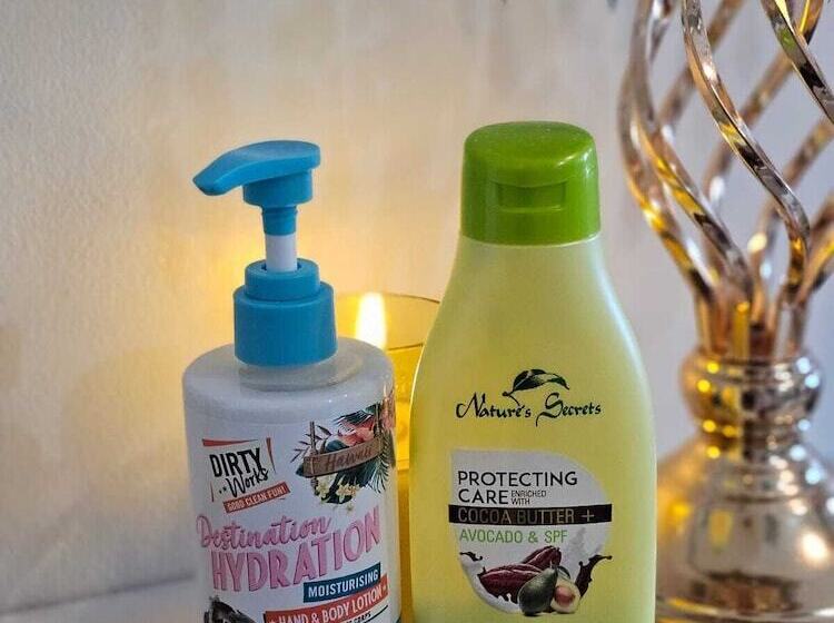 Happy Staycation In Azure Urban Resort Spacious Family Room Near Sm Bicutan And Manila Airport