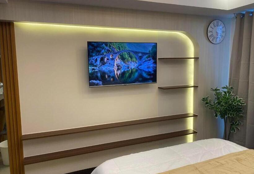 Bali Tower Azure North Residences