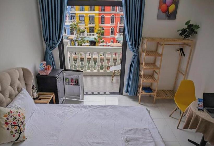 تختخواب و صبحانه Angels Homestay Grand World