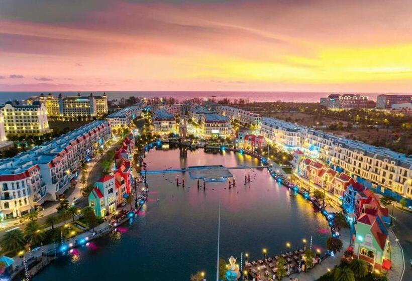 تختخواب و صبحانه Angels Homestay Grand World