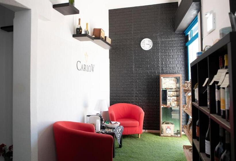 住宿加早餐  Carlo Five