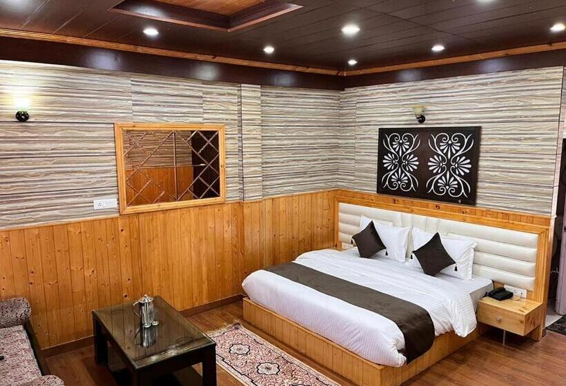 住宿加早餐 Kufri Greens