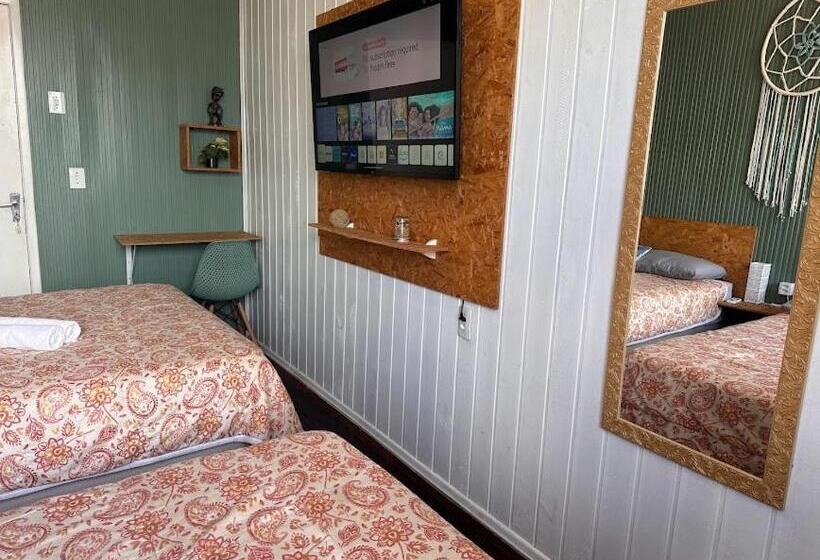 민박 Quarto 6 No Centro De Itajaí, Ar+smarttv