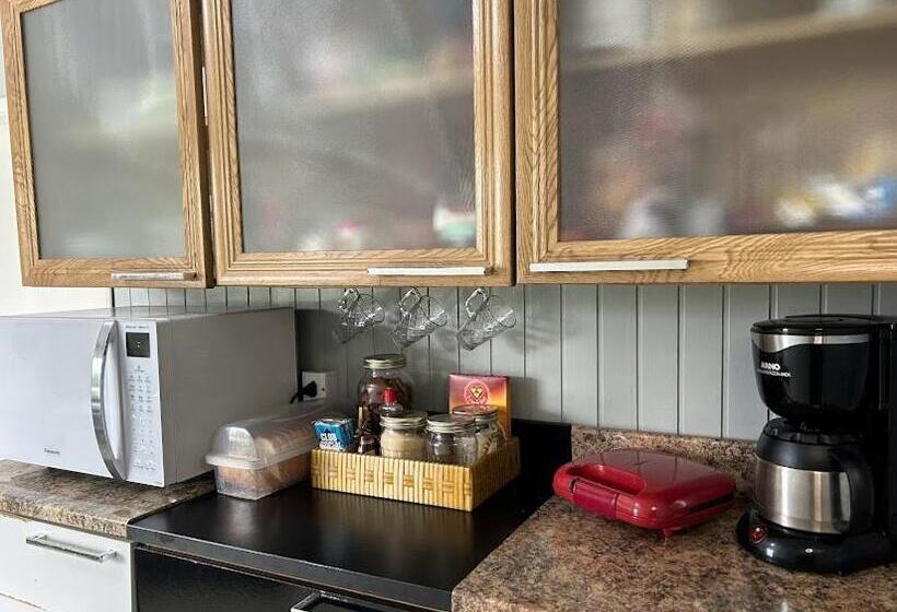 민박 Quarto 6 No Centro De Itajaí, Ar+smarttv