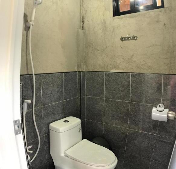 הוסטל Khloe Serenity Guest House