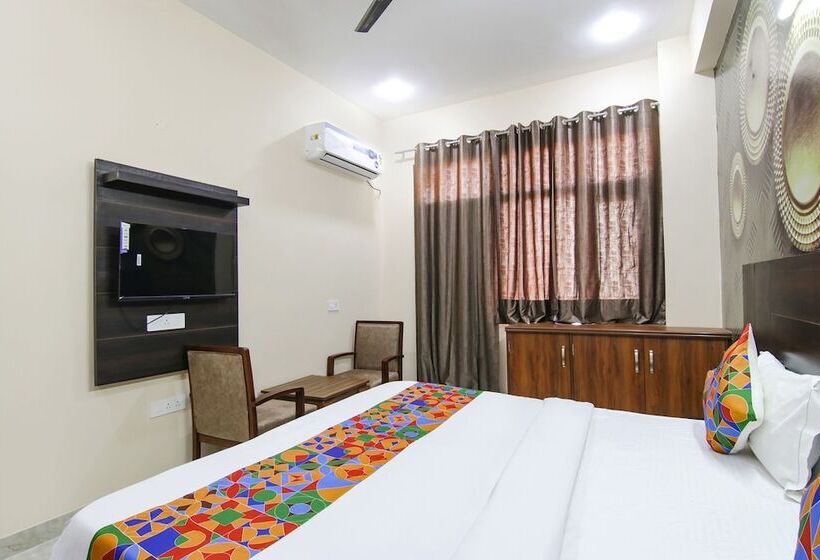 בית מלון כפרי O Gg Residency