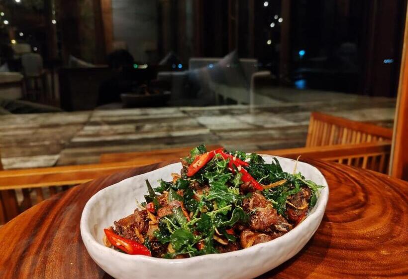 Full Moon Island Resort