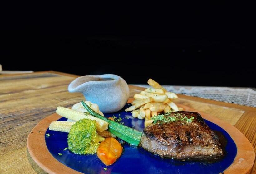 Full Moon Island Resort