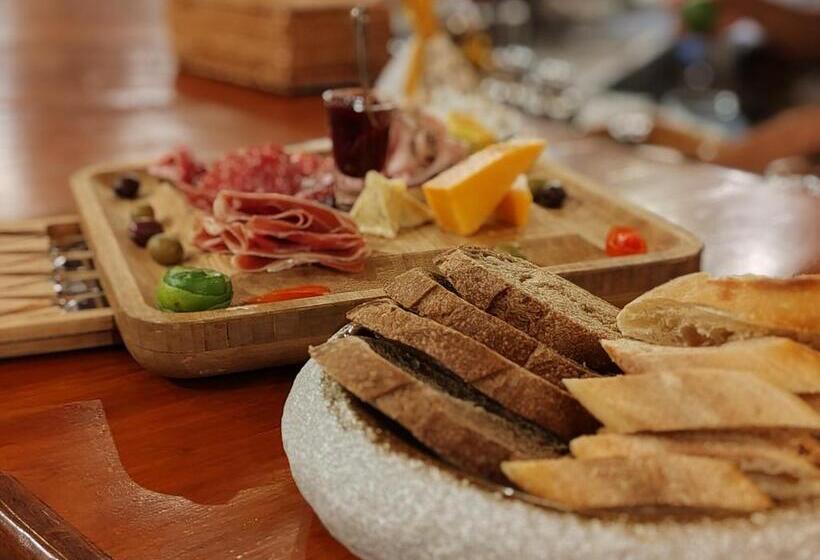 Full Moon Island Resort