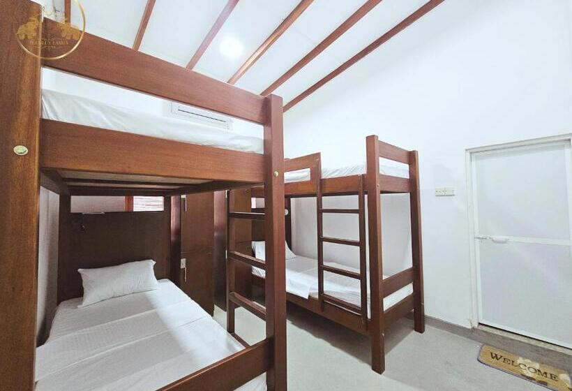 Galle Face Terrace Hostel By Tourlux