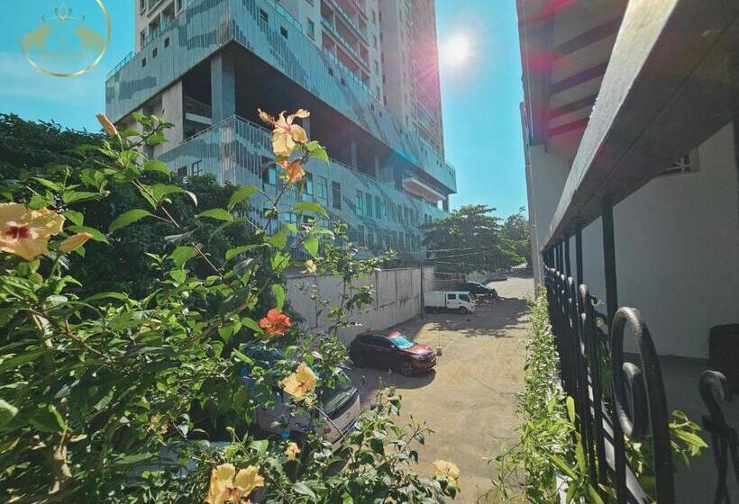 Galle Face Terrace Hostel By Tourlux