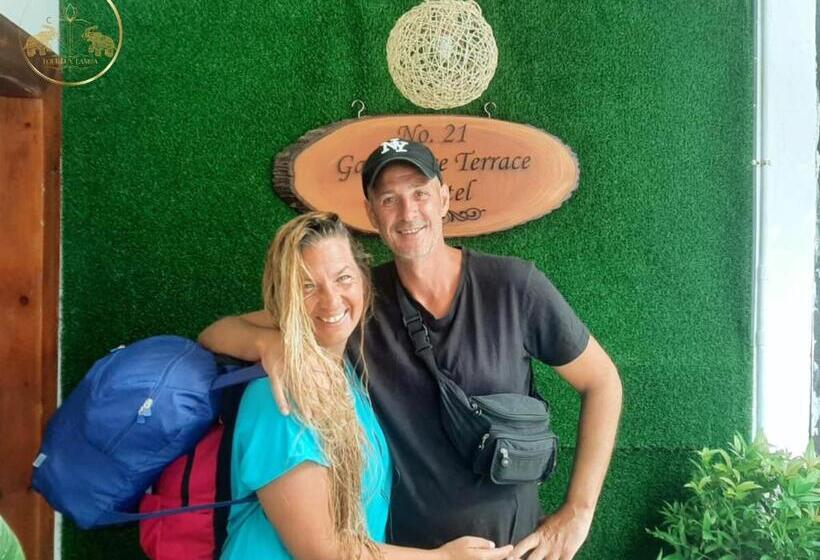 Galle Face Terrace Hostel By Tourlux