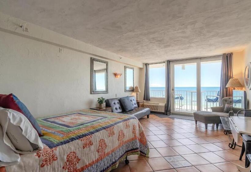 Hbr Direct Oceanfront Condo, Daytona Beach, Sleeps 4