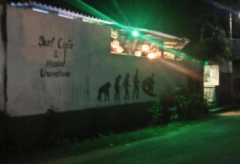 Hostel Taru Surf Camp And Restaurant