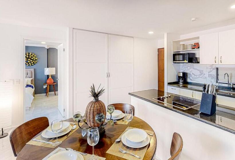 هتل Alina 203a @ Morgan Residences