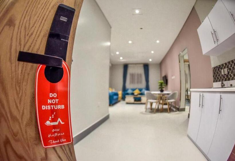 فندق Amar Suites