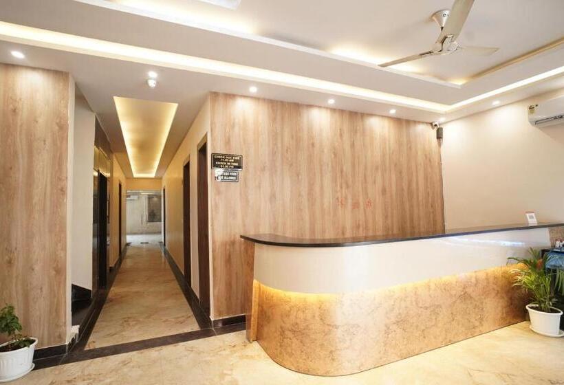 Hotel Anant Rishikesh