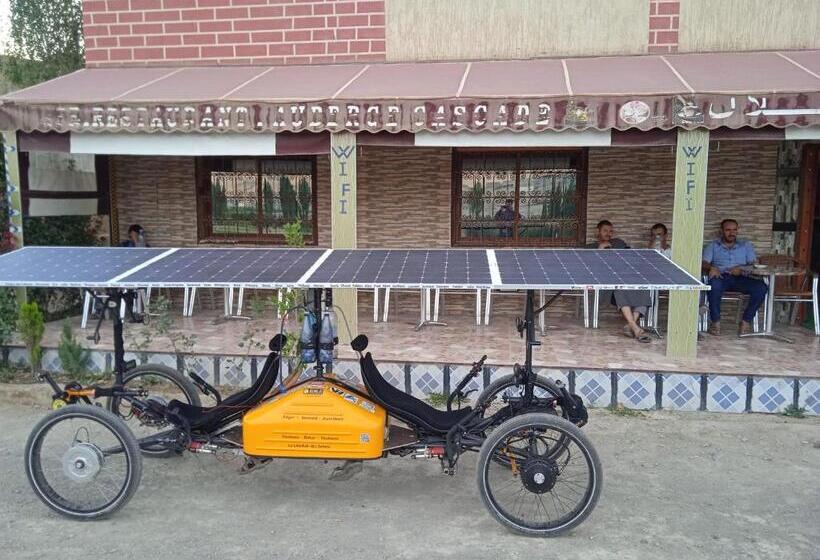 هتل Auberge Cascade