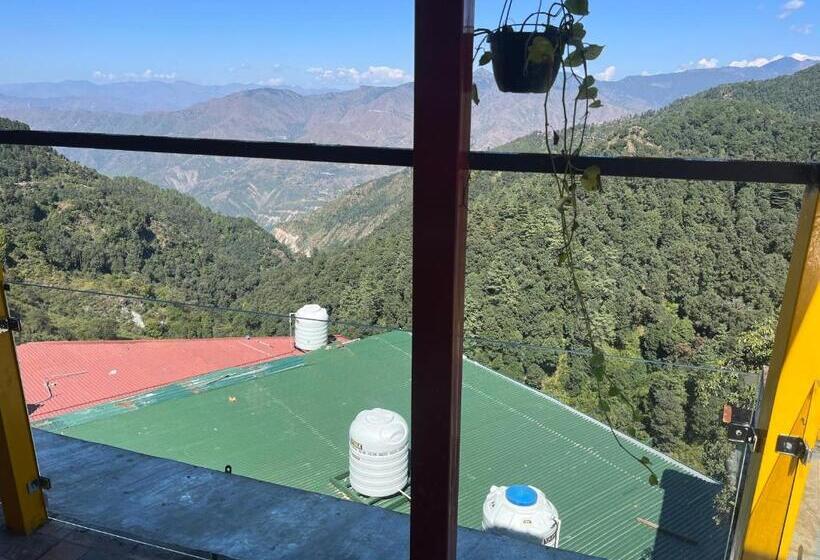 בית מלון כפרי Baba’s Crazy House