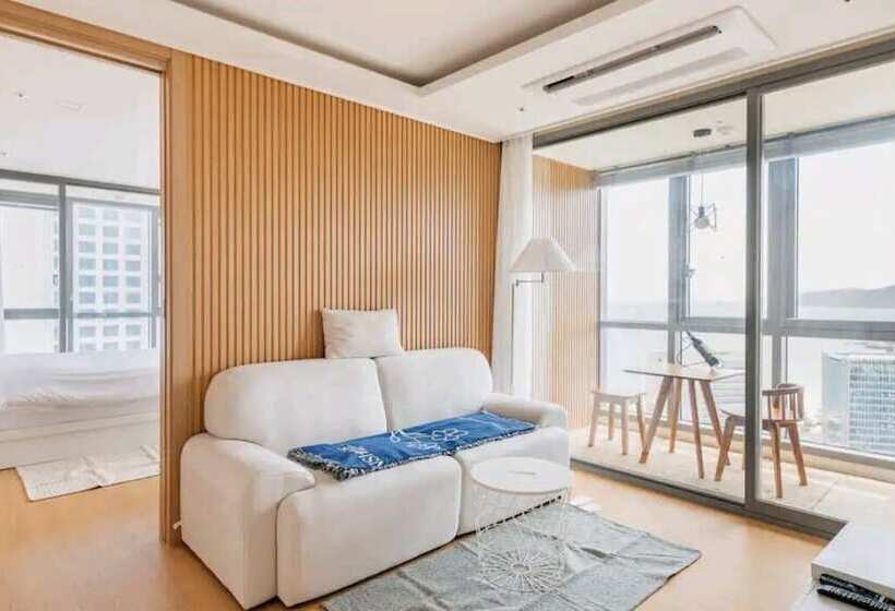 בית מלון כפרי Bona Travel Haeundae