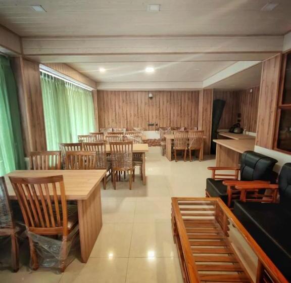 호텔 Broz Nazom Retreat Gangtok