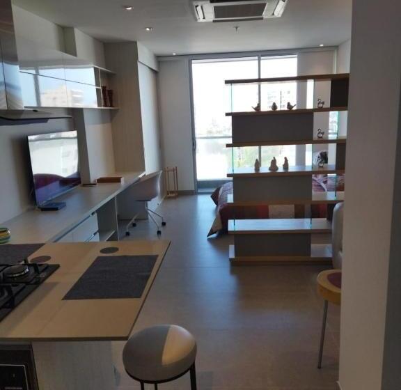 فندق Distrito 90