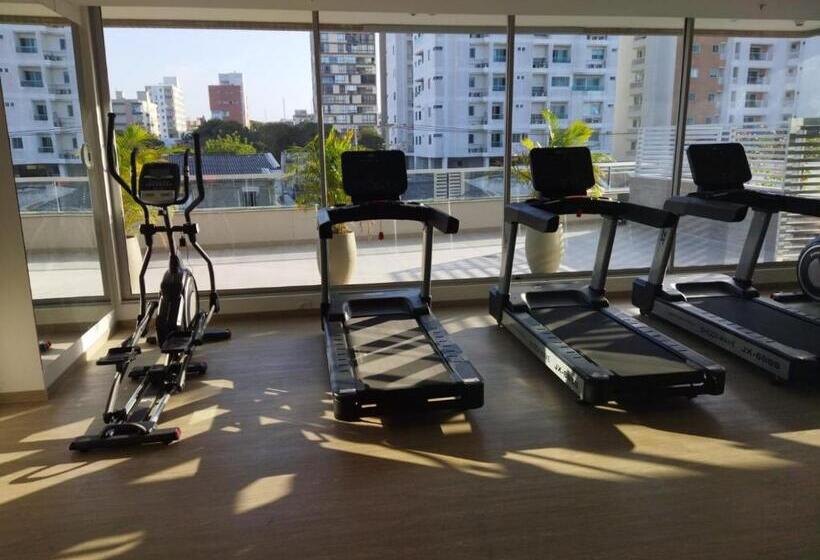 فندق Distrito 90