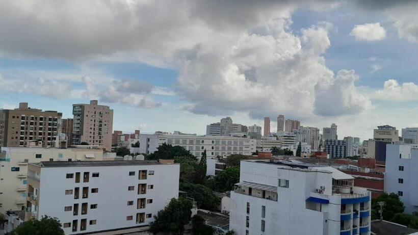 فندق Distrito 90