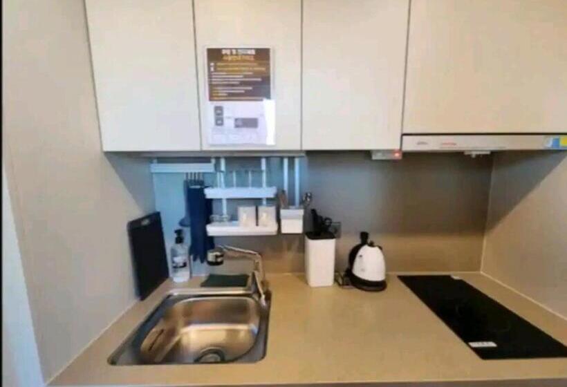 酒店 Bona Travel Haeundae