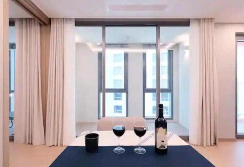 בית מלון כפרי Bona Travel Haeundae