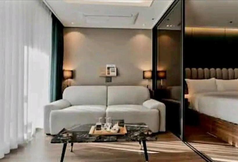 בית מלון כפרי Bona Travel Haeundae