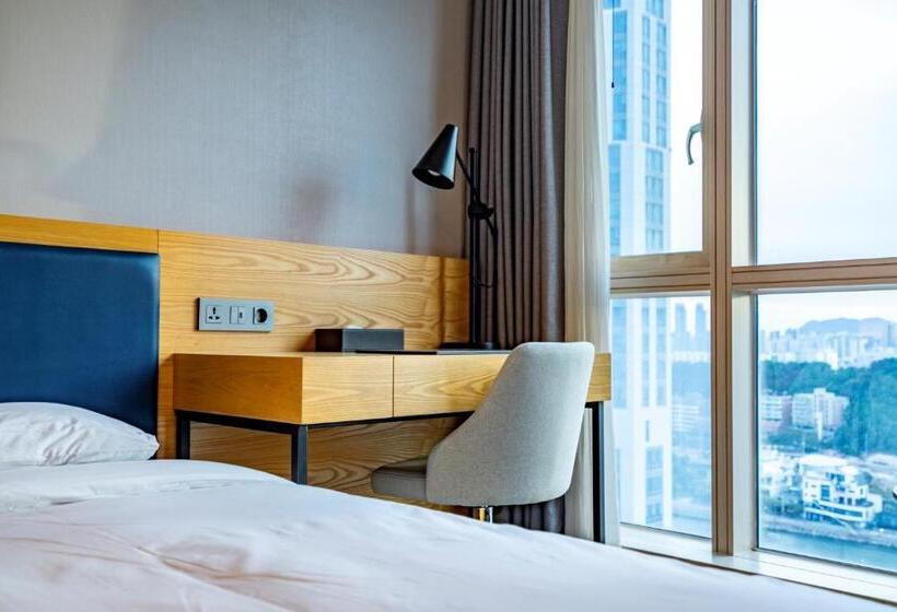 فندق Centum Business